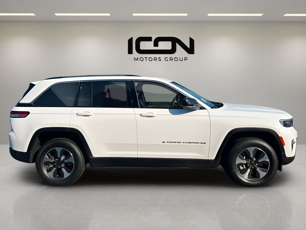 Used 2024 Jeep Grand Cherokee SUV