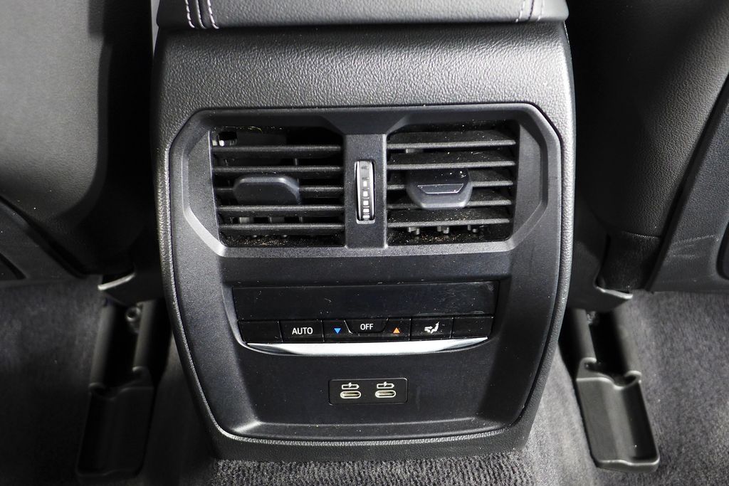 Thumbnail: 2023 BMW i4 - 25