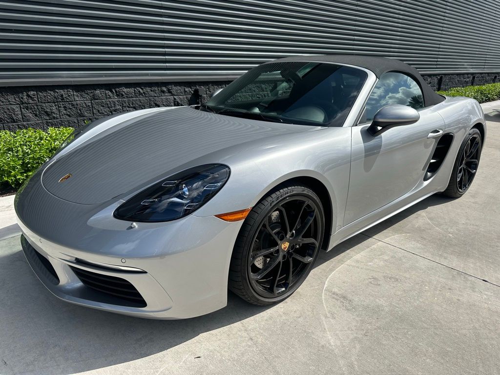 2024 Porsche 718 Boxster  6
