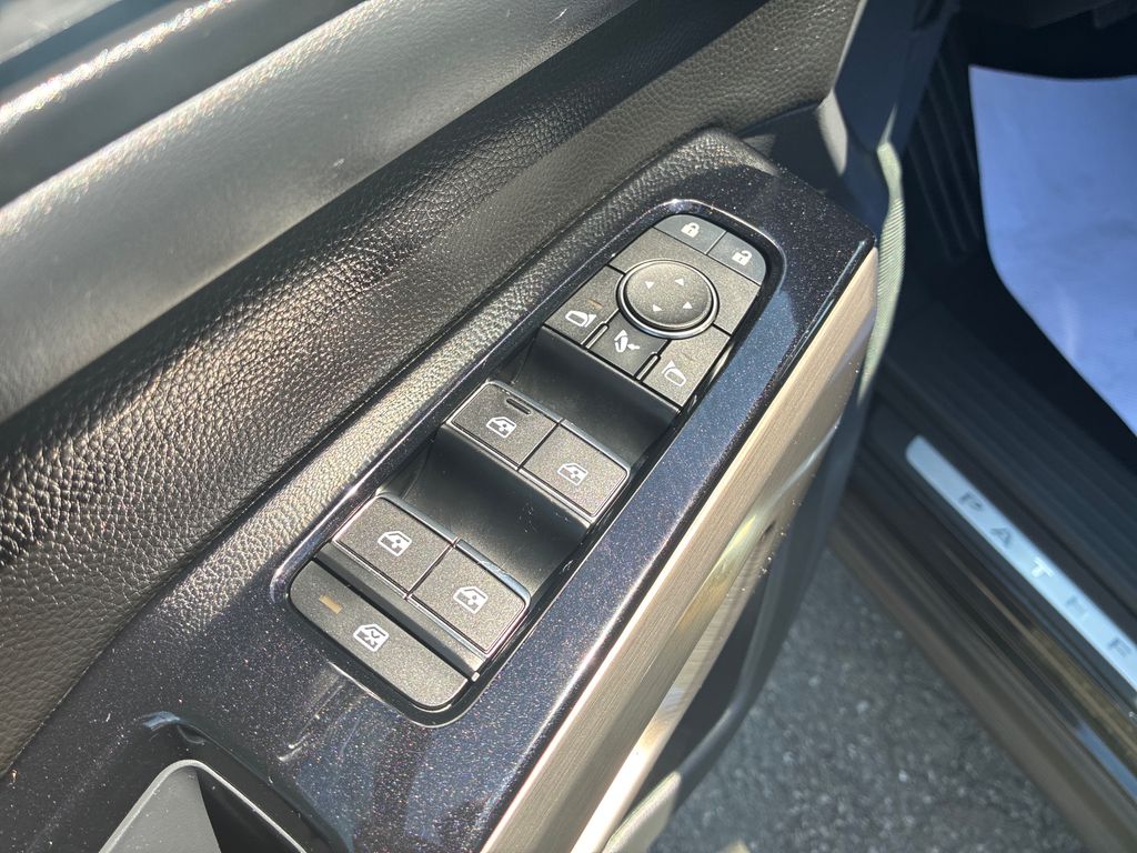 2024 Nissan Pathfinder Platinum Black at South Hills Kia