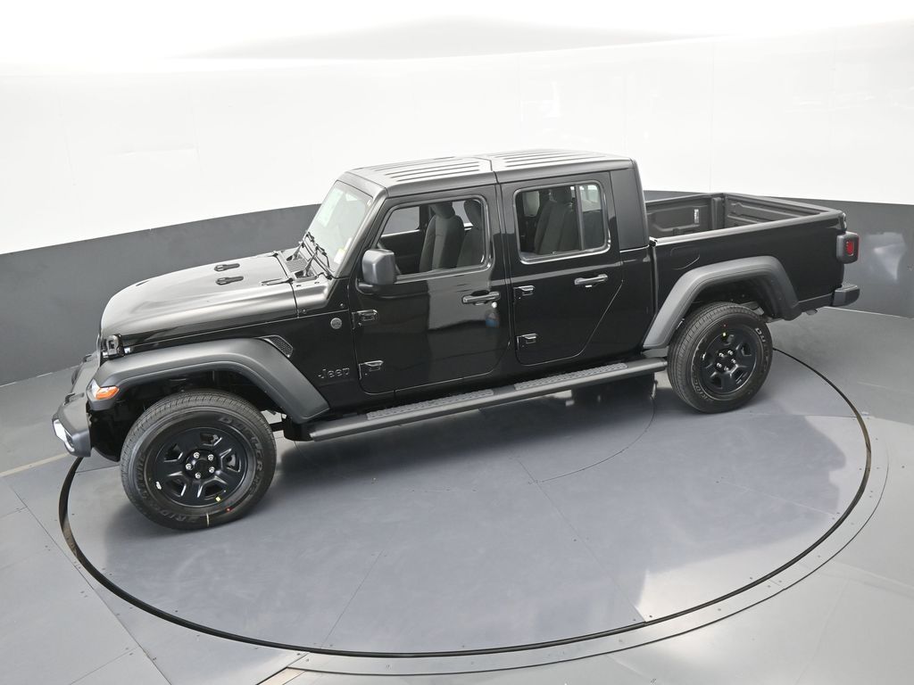 New 2026 black clearcoat Jeep Sport image 41