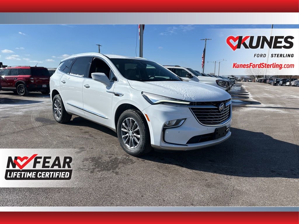 2022 Buick Enclave Essence AWD
