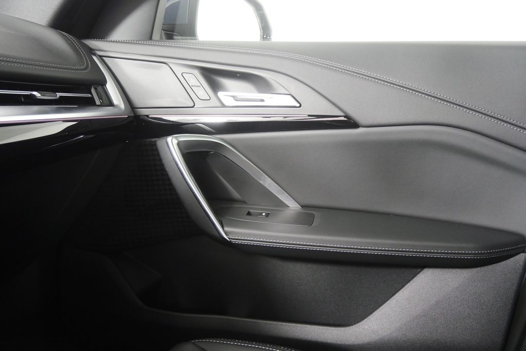 Thumbnail: 2025 BMW X1 - 28