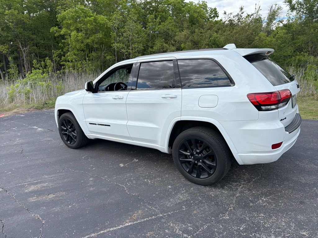 Used Car 2018 Jeep Grand Cherokee  Altitude For Sale Under $20,000 In Taylor, Texas