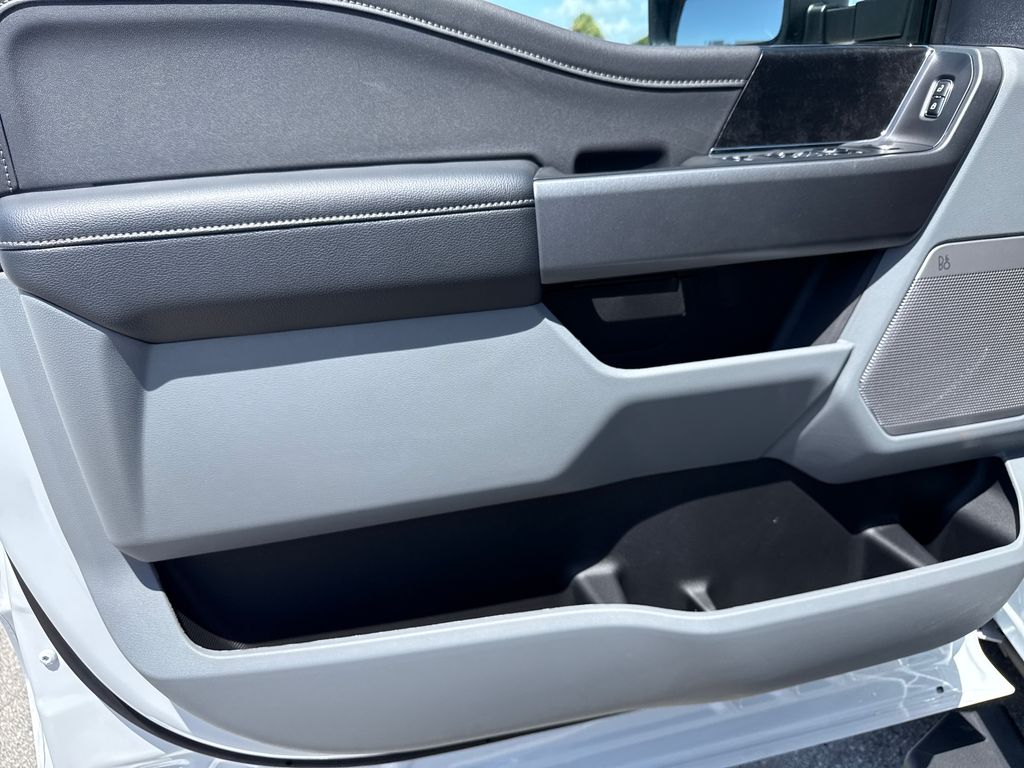 New 2026 White Ford XLT image 18