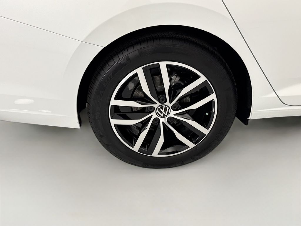 Thumbnail: 2026 Volkswagen Jetta - 31