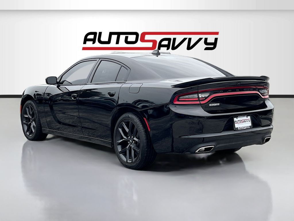 Used 2023 Black Dodge SXT image 5