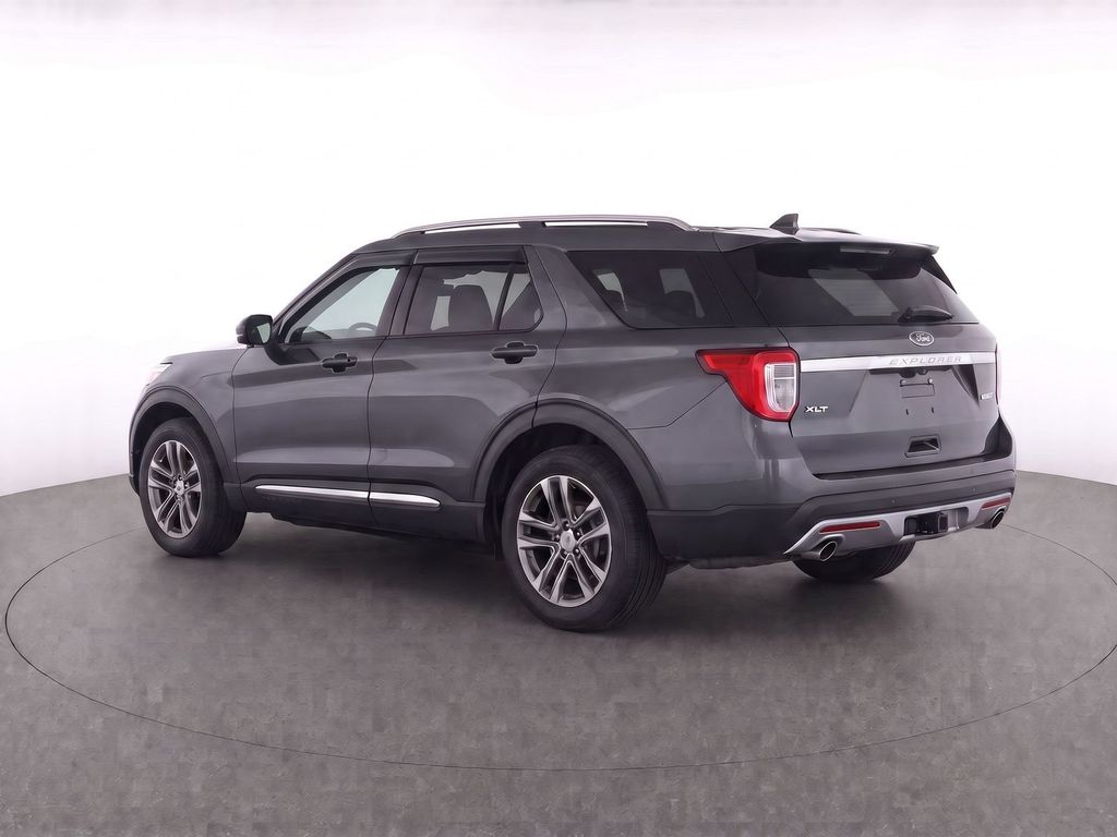 Used 2016 Magnetic Ford XLT image 4