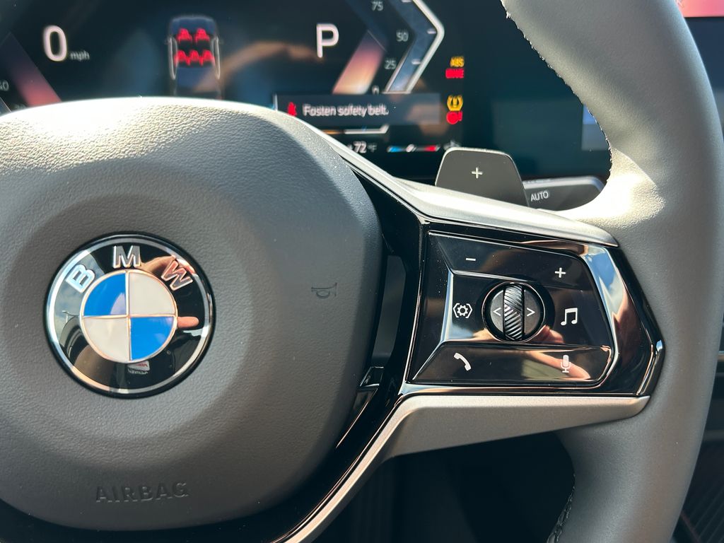 Thumbnail: 2026 BMW 5 Series - 20