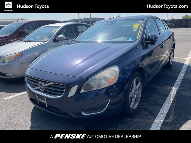Thumbnail: 2013 Volvo S60 - 1