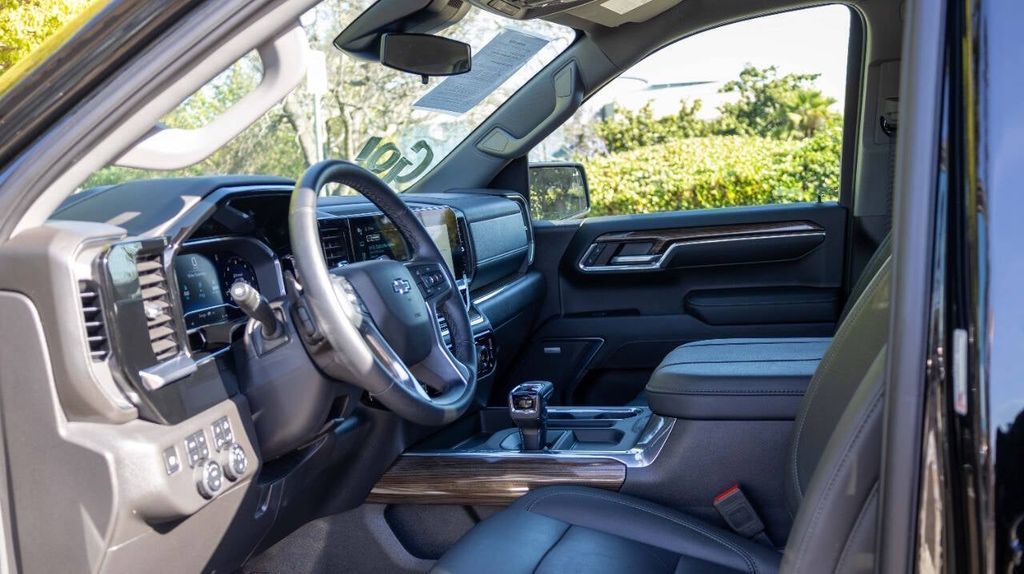 Used 2024 Chevrolet Silverado 1500 LT Trail Boss 4D Crew Cab