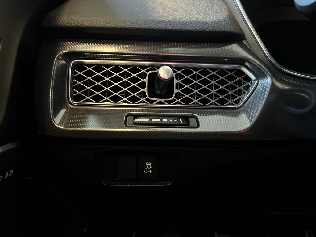 Thumbnail: 2026 Acura Integra - 15