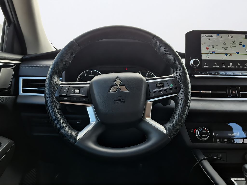 2023 Mitsubishi Outlander SE Silver at North Houston Mitsubishi