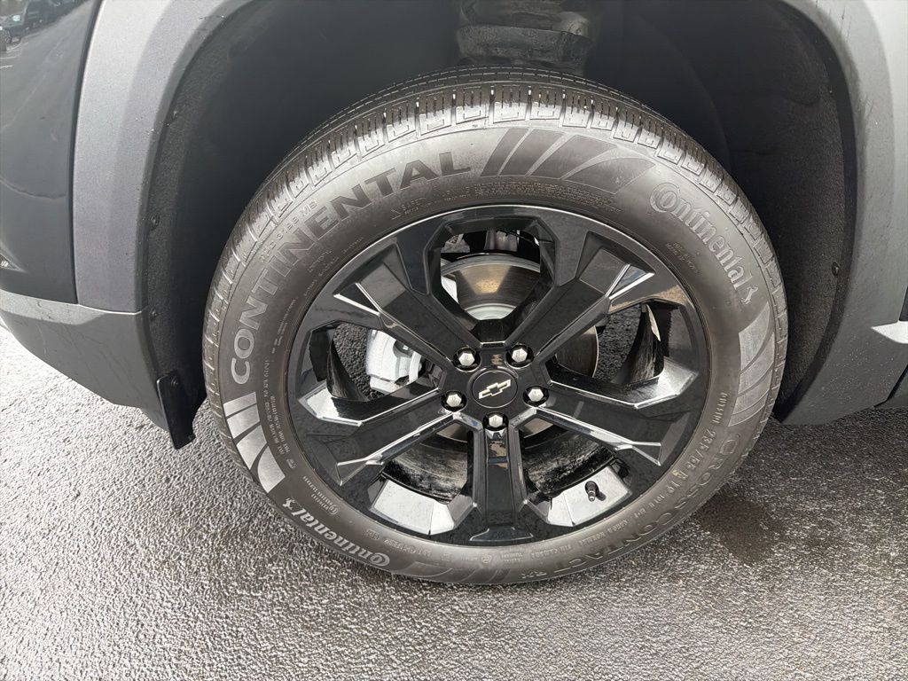 Thumbnail: 2026 Chevrolet Equinox - 10