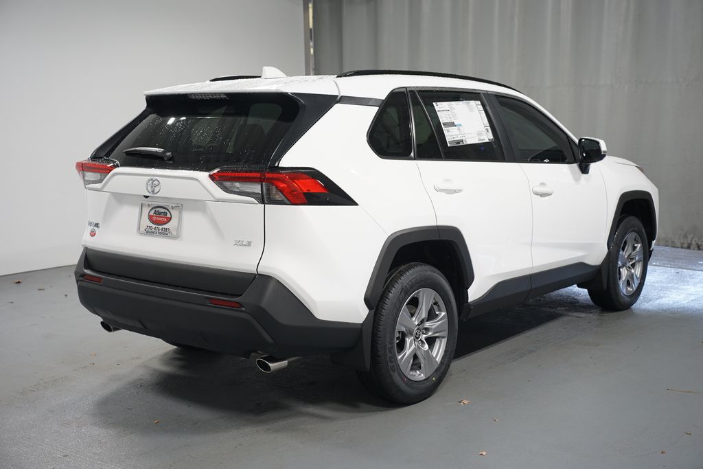 Thumbnail: 2025 Toyota RAV4 - 8