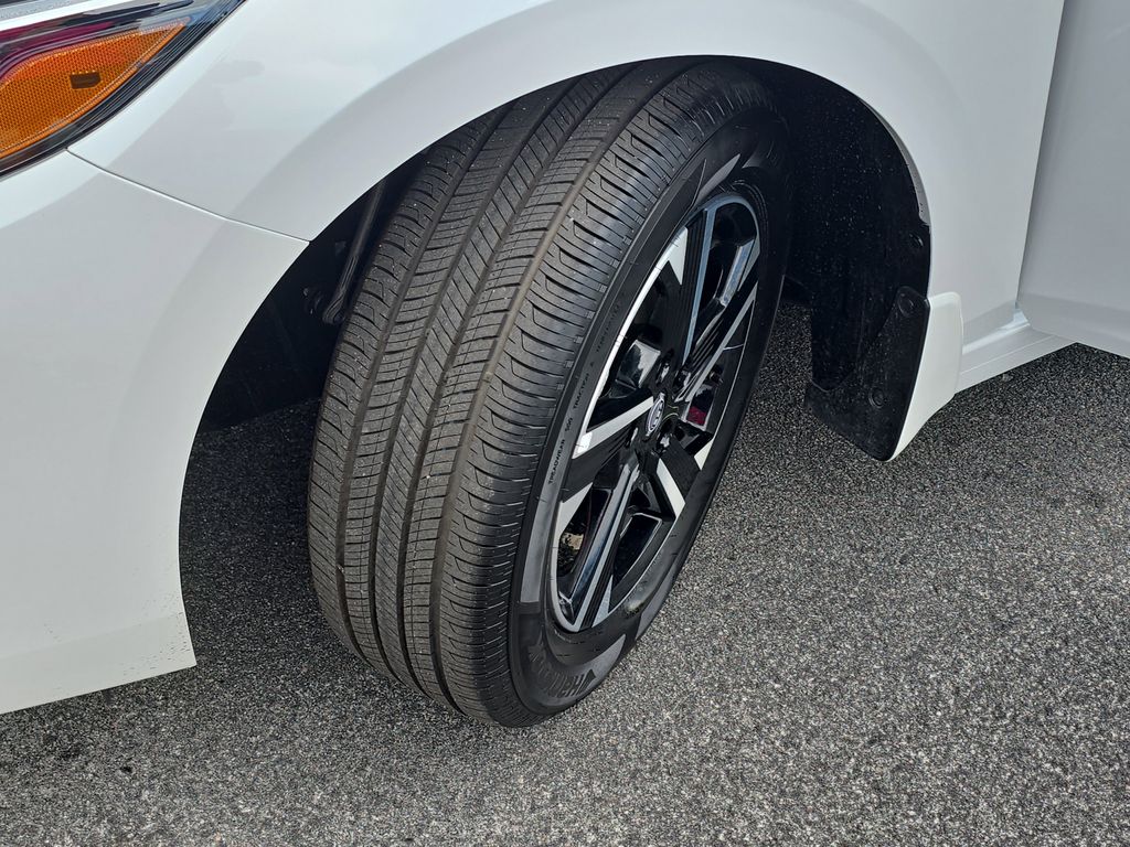 2025 Aspen White Tricoat Nissan Sentra SV FWD Sedan