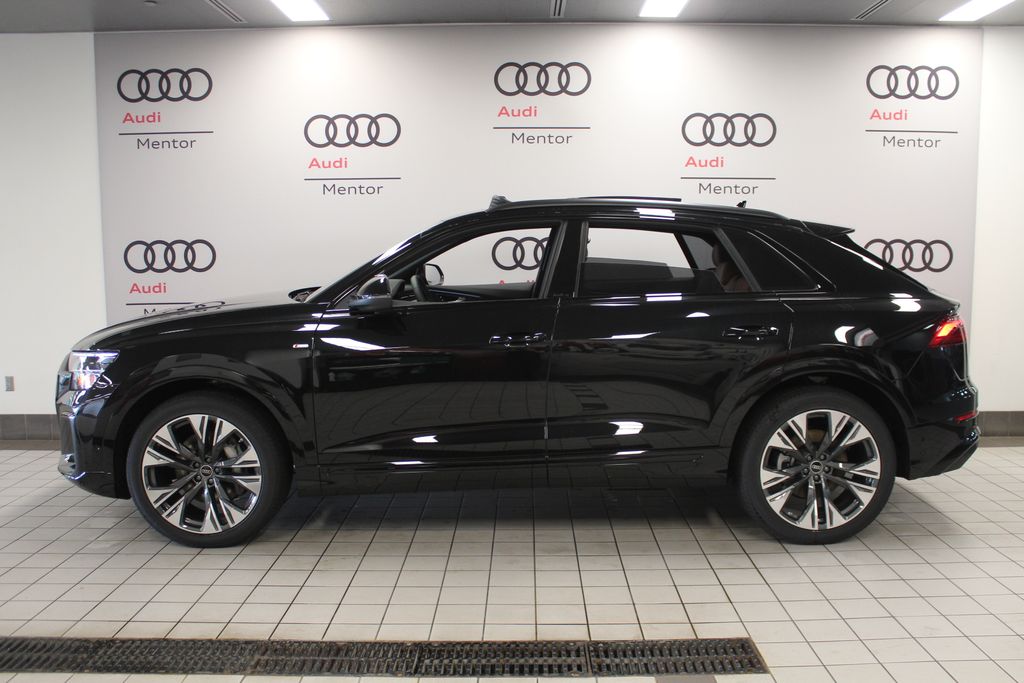 Thumbnail: 2027 Audi Q8 - 3