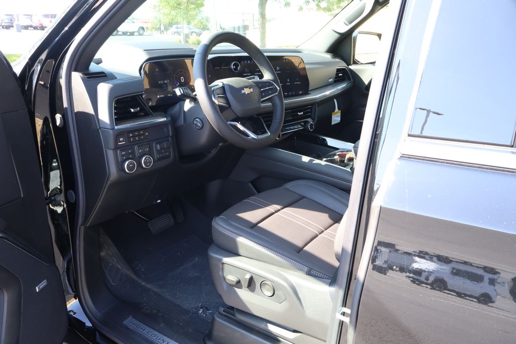 Thumbnail: 2026 Chevrolet Tahoe - 14
