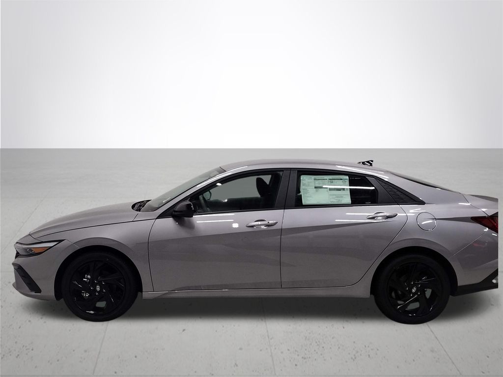 2026 Hyundai Elantra Hybrid SEL Sport