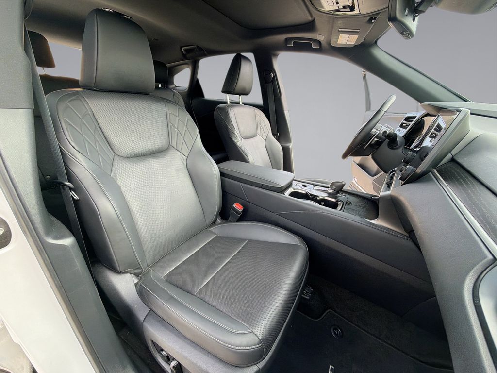 Thumbnail: 2024 Lexus RX - 15