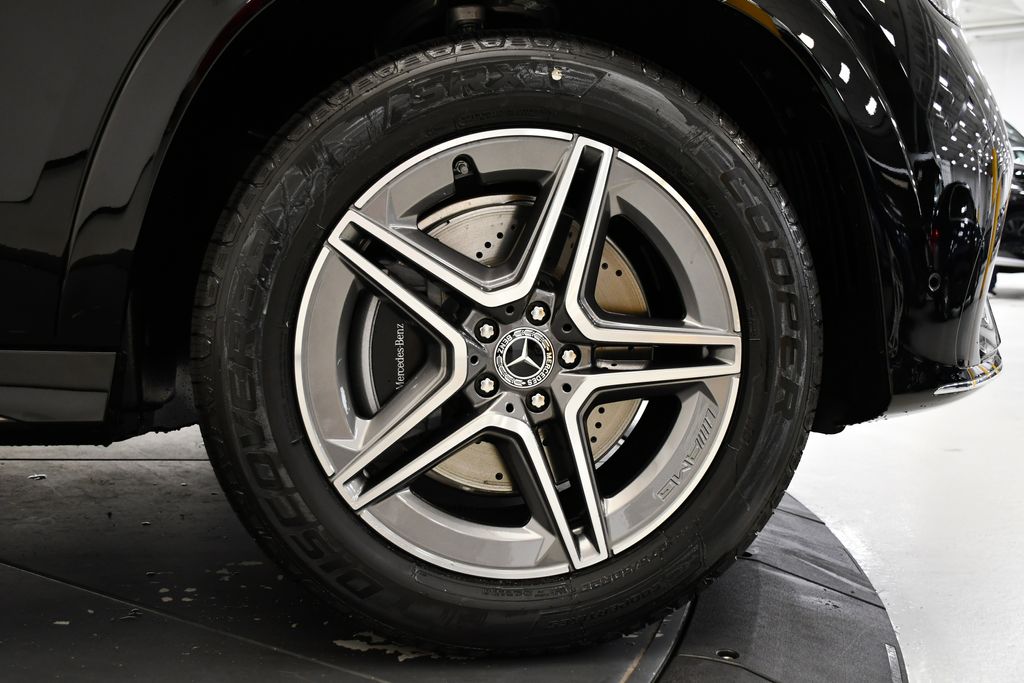 Thumbnail: 2026 Mercedes-Benz GLE - 16