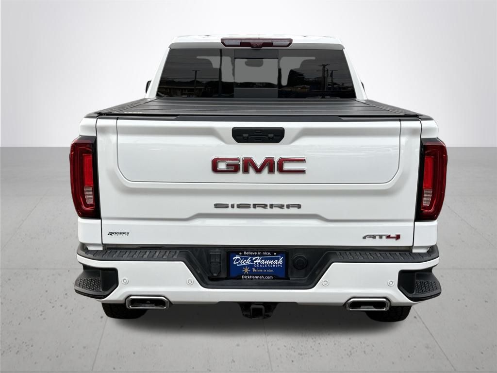 2022 GMC Sierra 1500 AT4