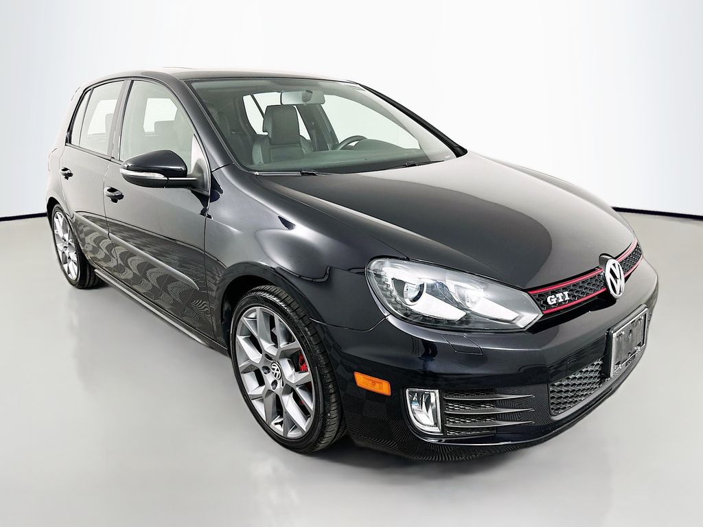 Thumbnail: 2013 Volkswagen Golf - 3