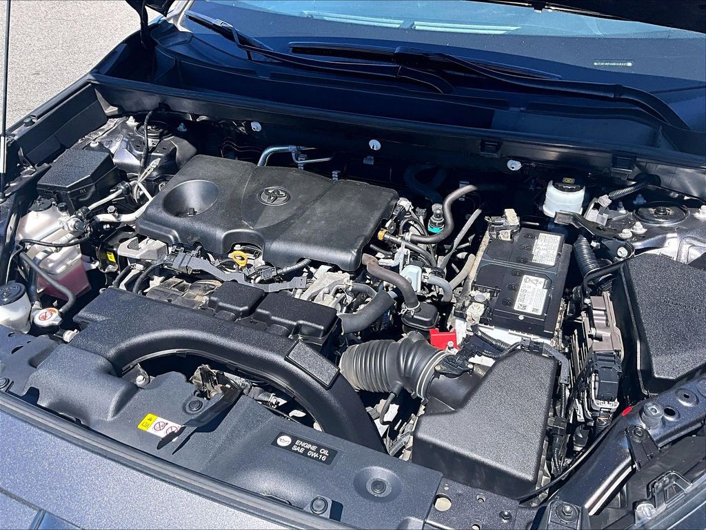 2021 Toyota RAV4 — photo 35