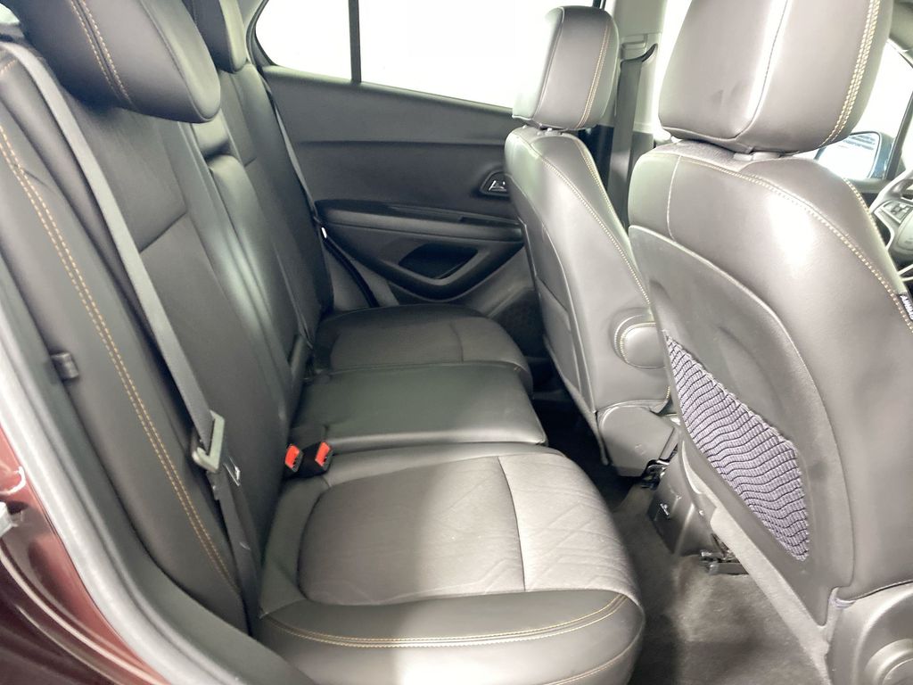 2022 Chevrolet Trax LT photo