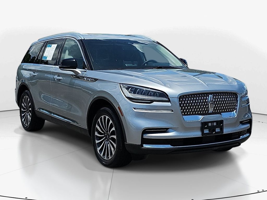 2023 Lincoln Aviator Standard
