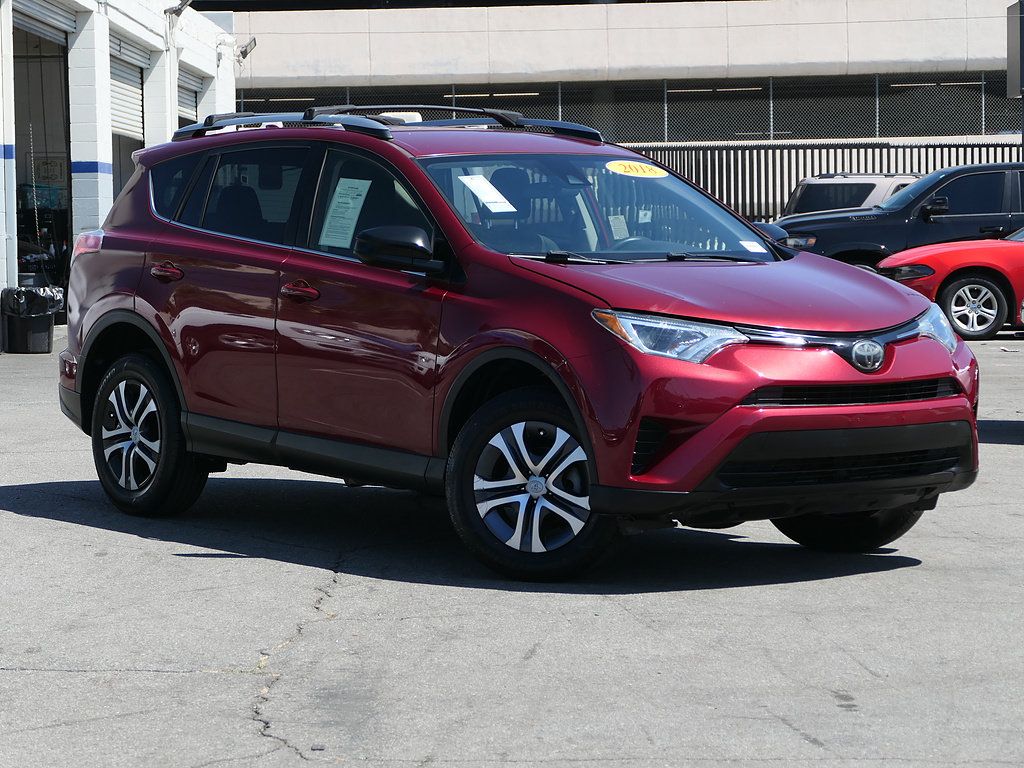 Pearl 2018 Toyota RAV4 SUV / Crossover Front-Wheel Drive 6-Speed Automatic