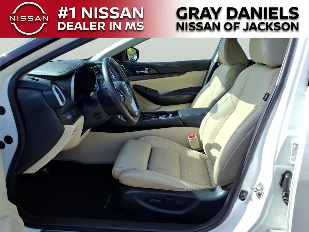 Used 2017 Nissan Maxima Sedan