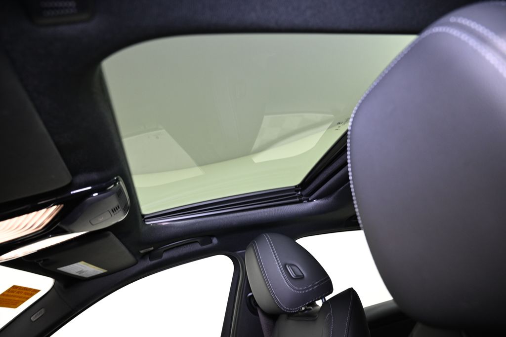 2023 BMW 3 Series 330i xDrive 20