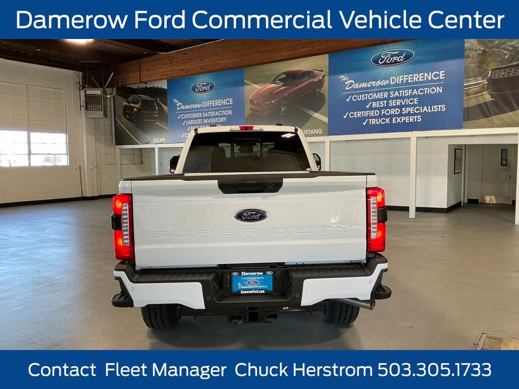 2025 Ford F-350SD  photo