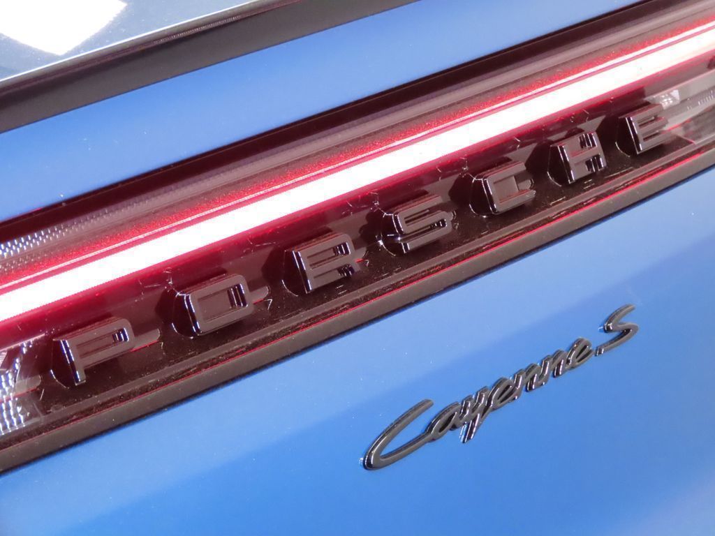 Thumbnail: 2026 Porsche  - 12