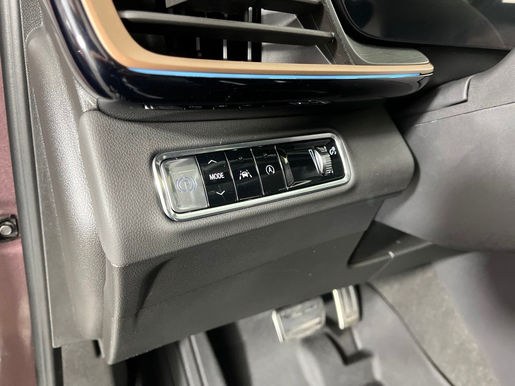 Thumbnail: 2025 Buick Envision - 28