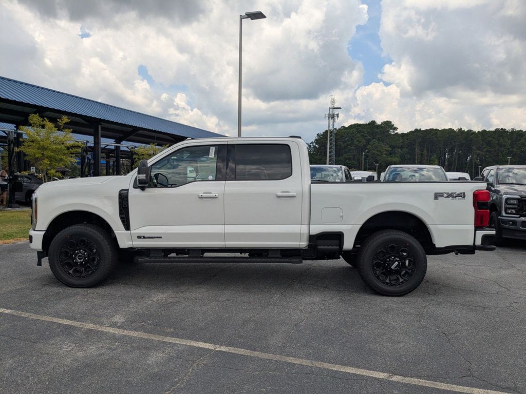 2025 Ford F-350 Super Duty Lariat