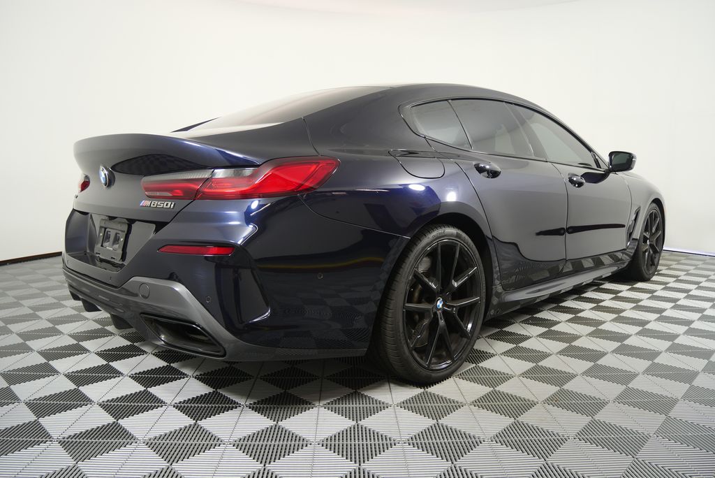 Thumbnail: 2022 BMW 8 Series - 3