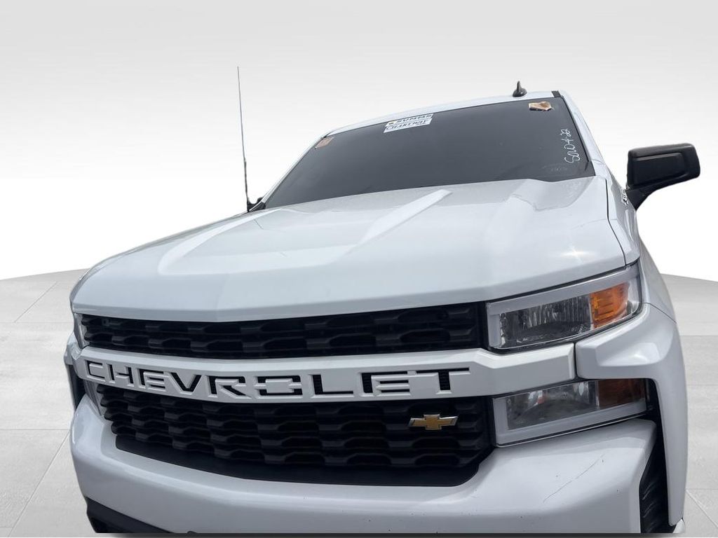 Certified Used 2021 White Chevrolet Custom image 5