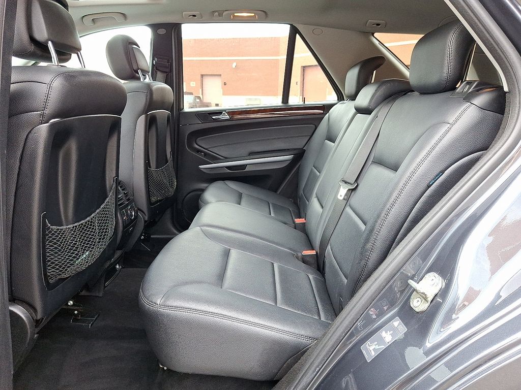 Thumbnail: 2011 Mercedes-Benz M-Class - 9