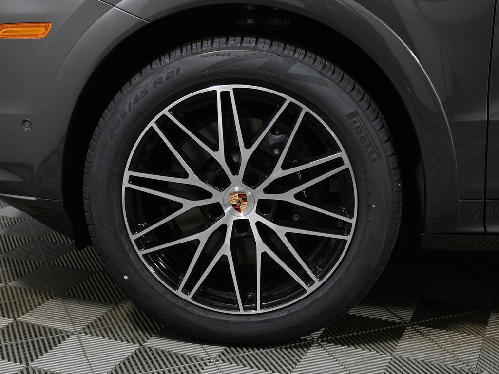 Thumbnail: 2026 Porsche  - 12