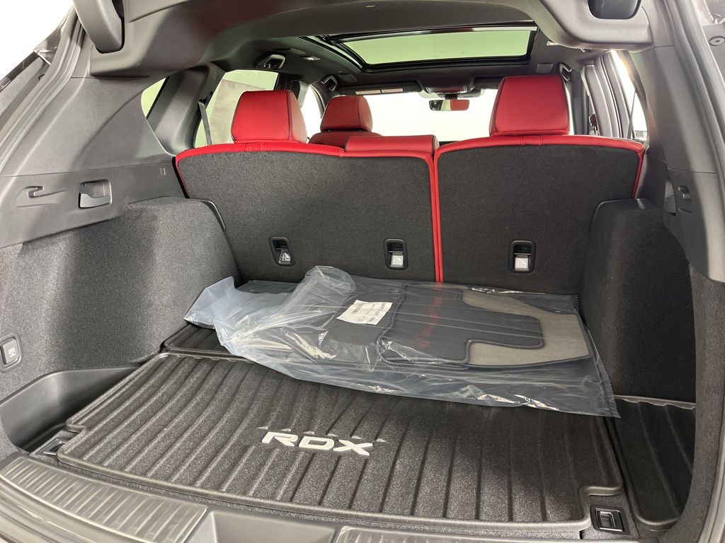 Thumbnail: 2026 Acura RDX - 21