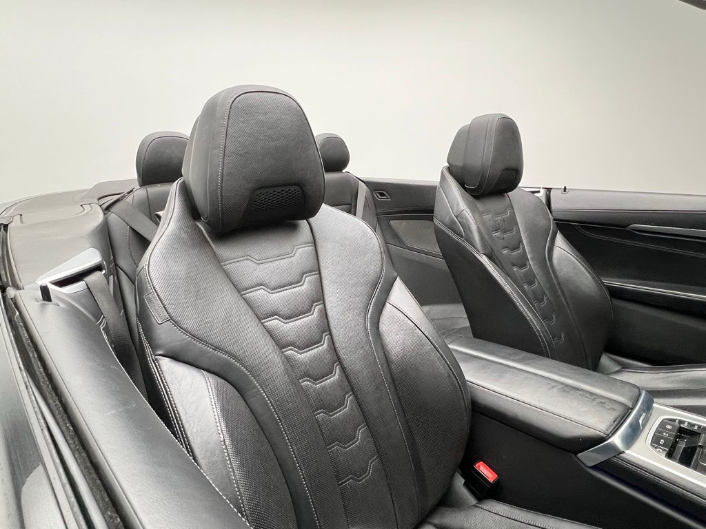 Thumbnail: 2023 BMW 8 Series - 12