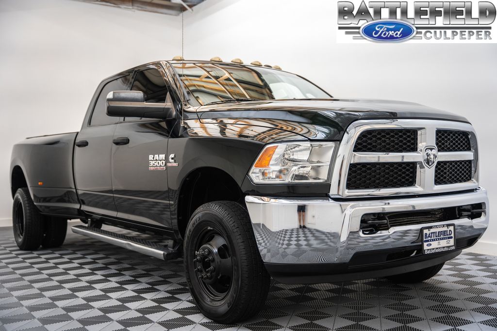 2016 RAM 3500 Negro (Black / Forest Green) Camioneta Todo terreno 6 velocidades Automática