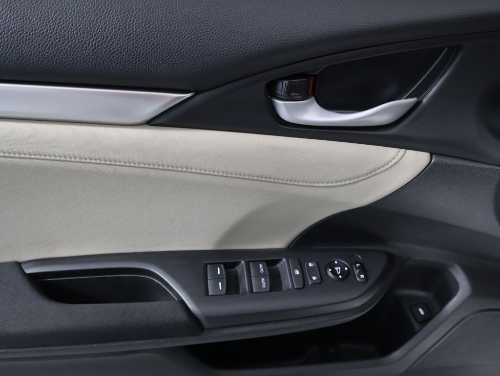 Thumbnail: 2018 Honda Civic - 23