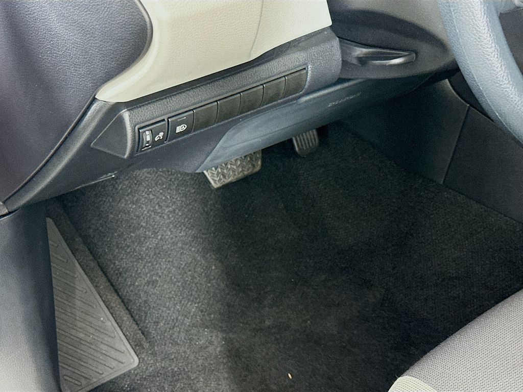 Thumbnail: 2026 Toyota Corolla - 10