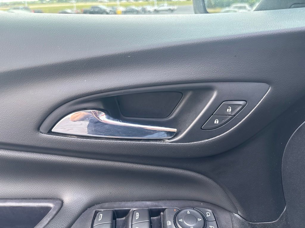 Used 2022 Chevrolet Equinox SUV