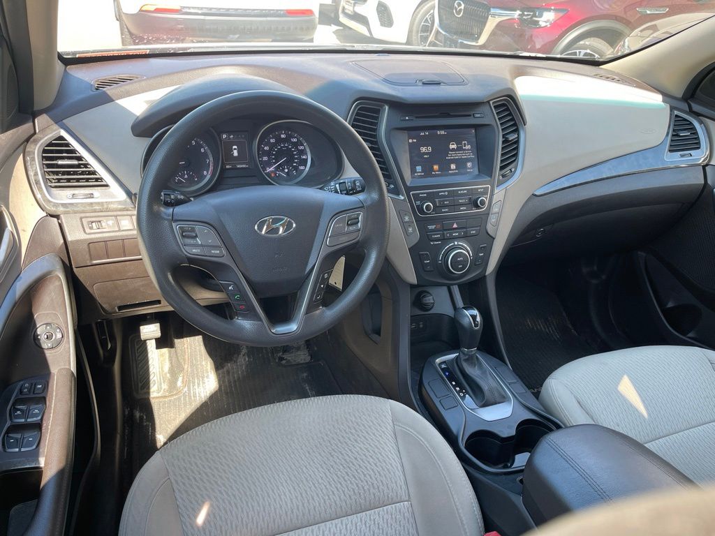 Used 2017 Marlin Blue Hyundai 2.4 Base image 11