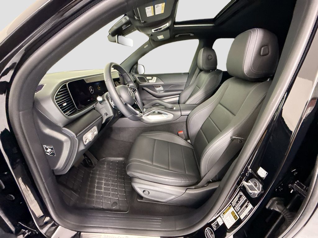 Thumbnail: 2026 Mercedes-Benz GLE - 20