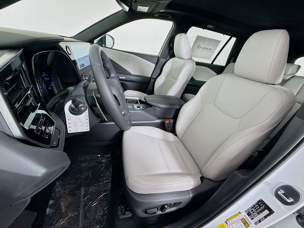 2025 Lexus TX 350 16
